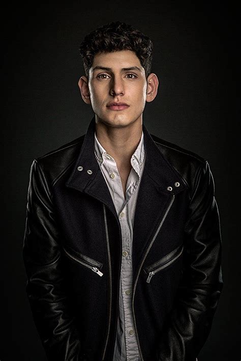 Matthew bennet. Jun 6, 2023 · For those who grew up in the early 2000s, Matt Bennett holds a special place in their hearts. From 2010 to 2013, he graced millions of screens as Robbie Shapiro in the Nickelodeon series, Victorious. 