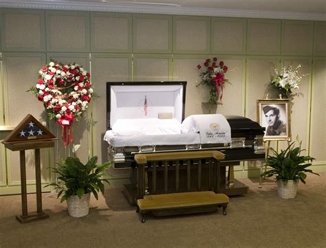Matthew funeral home staten island obituaries. When it comes to funeral homes, Gregory Levett Funeral Home stands out among the rest. Founded in 1999, the company has grown to become one of the most respected and trusted funera... 