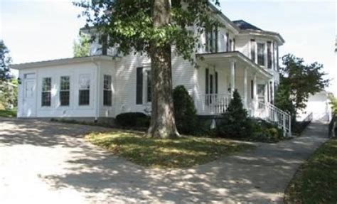 Mattingly funeral home loretto kentucky. .  ...