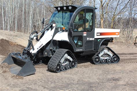 Mattracks - 202 cleveland ave e · po box 214 · karlstad, mn 56732 · 877.436.7800 · mattracks.com all specifications are approximate and we reserve the right to make changes or modifications without notification toro rt600 riding trencher
