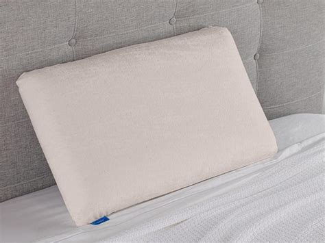 Mattress firm pillows. Mar 1, 2022 ... To help decipher the ins and outs of pillows, we turned to the professionals and checked in with Texas-based Mattress Firm Sleep Expert™ Raul ... 
