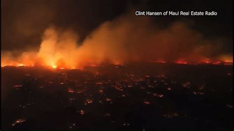 Maui wildfire kills at least 6 as it sweeps through historic town, forcing some into the ocean
