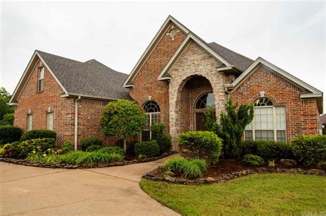 Maumelle homes for sale. 3-Bedroom Homes for Sale in Maumelle, AR. $377,000. 3 Beds. 2.5 Baths. 2,972 Sq Ft. 2 Diamond Pointe Cove, Maumelle, AR 72113. Has a huge backyard and some raised garden beds! On the main level, it has a sunken living room with a wood-burning fireplace, large kitchen with a breakfast-bar and dining room. To the back is a large family room with ... 