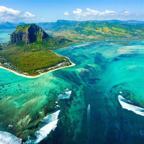 Mauritius has secured its position once again as a leading Indian Ocean destination, with the tropical island paradise scooping three prestigious destination awards at the 2022 World Travel Awards (WTA) – …. 