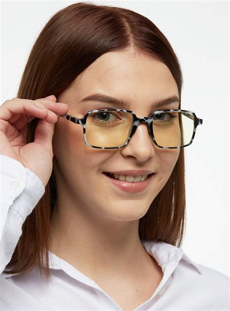 Mavi ekran korumalı gözlük