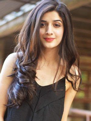 Mawra Hocane • Height, Weight, Size, Body Measurements, …