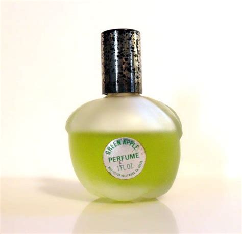 Max Factor - Green Apple perfume Basenotes