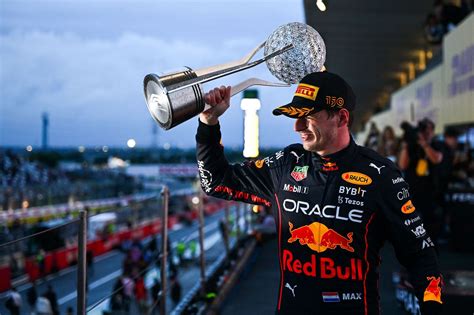 Max Verstappen easily wins the F1 Japanese Grand Prix to edge closer to 2023 series title