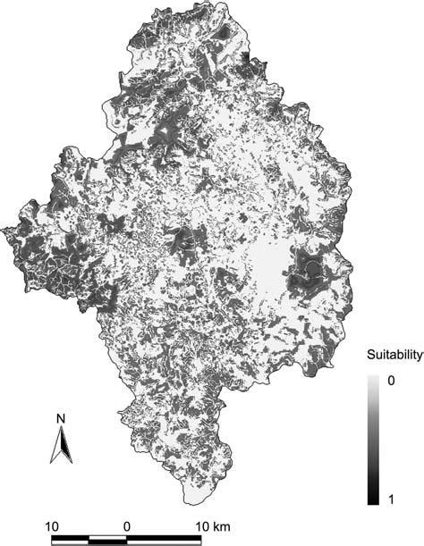 Maxent model of environmental suitability areas for C. thous …