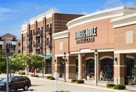 Mayfaire town center. Don’t forget to shop top-name cosmetics, jewelry, home essentials and décor, too. Visit Belk at 940 Inspiration Drive in Mayfaire, located near Massage Envy and REEDS Jewelers. Call 910-256-2115 for store services and questions. See you soon! 