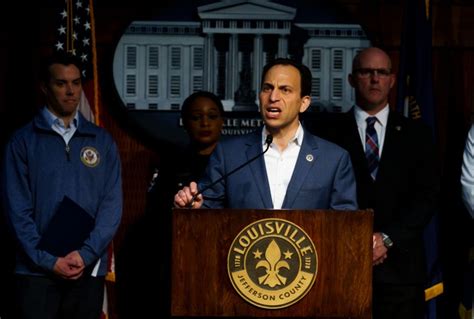 Mayor furious that Kentucky is going to "auction off" the AR-15 used …