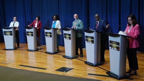 Mayoral hopefuls face off in debate over social, economic challenges facing Toronto
