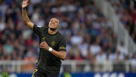 Mbappé scores 2 as PSG on verge of winning 11th French league title