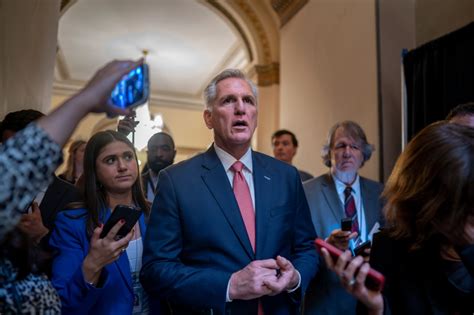 McCarthy angers Trump allies with 2024 candidate answer