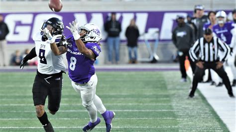 McIvor-to-Taylor pass makes the difference as Abilene Christian tops Stephen F Austin 34-27