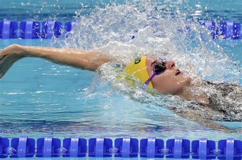 McKeown sets 200-meter backstroke swimming world record