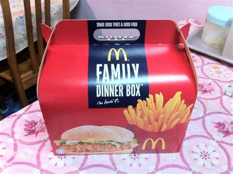 Mcdonald's dinner box near me. Nov 2, 2017 · McDonalds Indian Box – I’m NOT loving it !!! Thank God Baseball season has finally come to a close. Making news in a bad way was a new McDonalds promotional item called, “Mickey D's Indians Dinner Box”, which includes 2 Big Macs, 2 cheeseburgers, 4 small fries, and 10 piece nuggets. This limited combo could be found at various McDonalds ... 