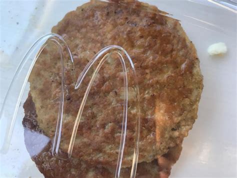 There are 190 calories in 1 serving of McDonald's Sausage Patty. Calorie breakdown: 85% fat, 2% carbs, 13% protein.. 