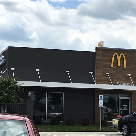 Mcdonald's wilmington island. Things To Know About Mcdonald's wilmington island. 
