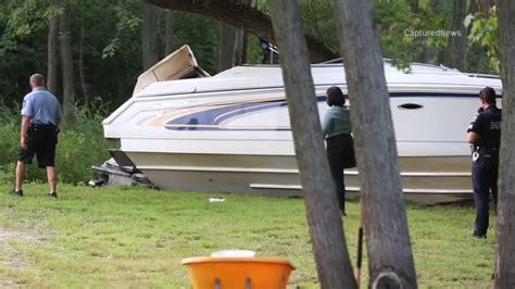 Officials say the hull of the boat split into two pieces during the crash. The IDNR says a 61-year-old woman from McHenry was pronounced dead at the scene and a 62-year-old man from McHenry was .... 