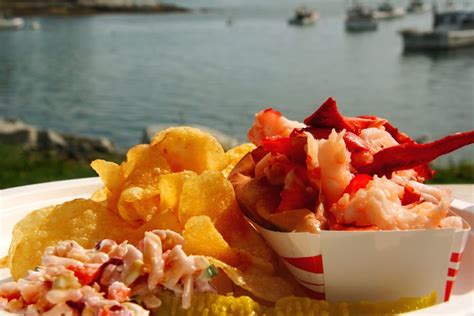 Mcloons lobster. McLoons Lobster Shack: This wooden shack in Maine has picturesque harbor views and award-winning lobster rolls that come with a pickle, a bag of chips, and coleslaw. Check out the Rolls Royce ... 