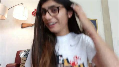 10.02.1993. Age. 30 years old. Place of birth. Beirut, Lebanon. Middle-Eastern eye candy Mia Khalifa, or Mia Callista, is an American social media personality, webcam model, and ex-adult actress who was involved with the porn industry from 2014 to 2016. This gorgeous piece of babe entered the scene at the age of 21 and made about 30 strictly ...