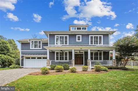 Meadow Ln, Falls Church, VA 22042 - NeighborWho