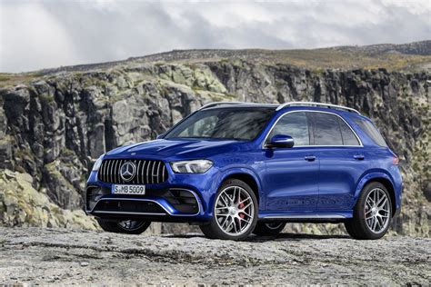 Mecedes amg gle. Twin-scroll turbocharging teams with 48-volt hybrid assist that can add 184 lb-ft of electric torque. A 429-hp inline-6 turbo engine rushes the GLE 53 to 100 in 5.0 seconds. A handcrafted 603-hp AMG biturbo V8 thrusts the GLE 63 S to 100 in 3.8 seconds. Both wield their power via a paddle-shifted, rev-matching AMG SPEEDSHIFT TCT 9-speed. 