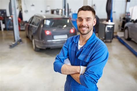 Mechanics - Automotive Technicians Job Leeton Missouri USA,Sales