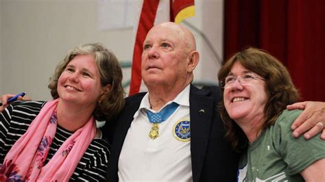 Medal of Honor recipient tells teachers to push kids up, not out