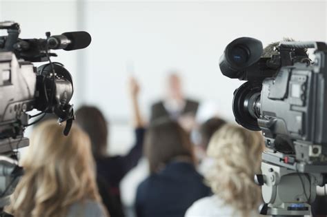 By working with a Moxie Institute media trainer, your team will learn how to craft a unified message, deliver it with a professional flourish, and expertly handle any situation. Coaching or a customized workshop for your team. Receive live feedback from expert trainers. Build confidence on camera. Learn effective media training tips.. 
