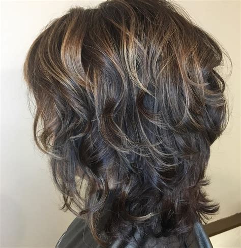 Some good curly hairstyles for women over 60 are shoulder length with long layers, a layered bob, a shag with loose curls and a short pixie. Other styles that look great on women o.... 