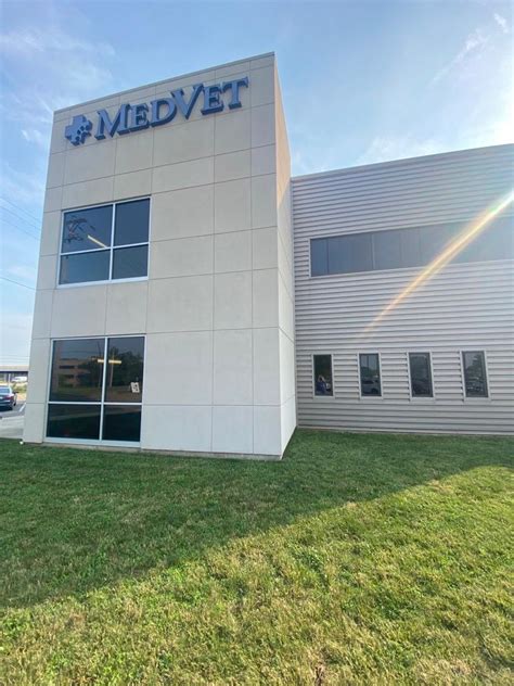 Medvet dayton. Family veterinarians can access the MedVet Referral Partner Portal to connect withth MedVet about shared patients. Referral Partner Portal. Specialty Care. 24/7 Emergency 24/7 ER. Locations Find A Doctor. Specialties 