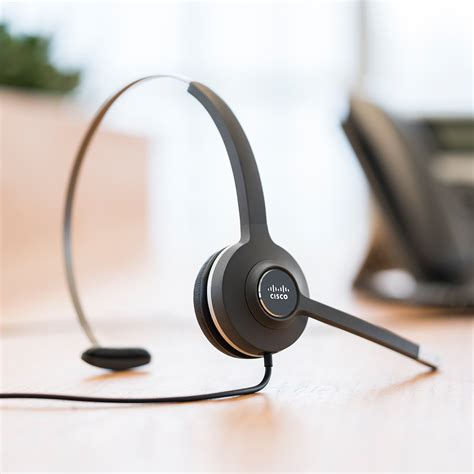 Meet the Cisco Headset 500 Series - YouTube