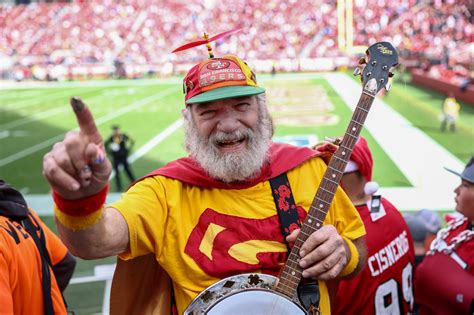 Meet the San Francisco 49ers’ body-painted, banjo-playing superfans