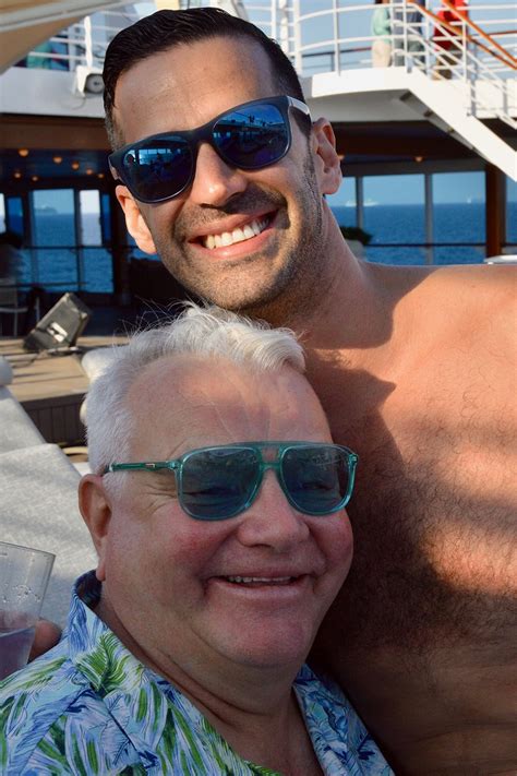 MeetMeOnboard Gay Group Cruises