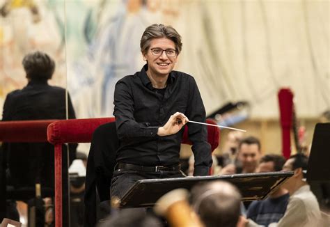 Meeting Muti at age 10, Rustioni knew he wanted to conduct