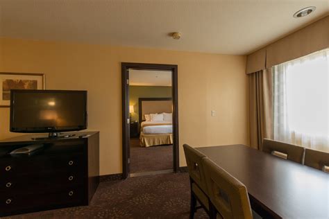 Meeting Rooms at Holiday Inn Express PORTLAND EAST TROUTDALE, 477 NW