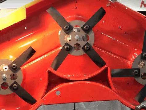 Meg mower blades. I present a view of Meg Mo blades after considerable experience with them on my Snapper s800x out front mower deck. I use them for both lawn mowing and a pretty rough farm situation. This is... 