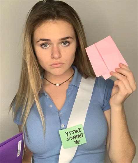 Megan Nutt, 18, is an American Tiktok star and social media personality who is known for her lip-sync videos on her Tiktok channel which has amassed over 2 million followers. She recently made an OnlyFans where she posts more lewd content along with topless for tips.. 