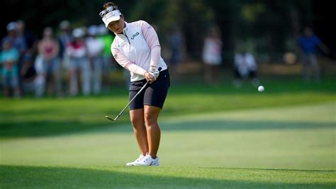 Megan Khang takes Portland Classic lead in bid to win for second straight week