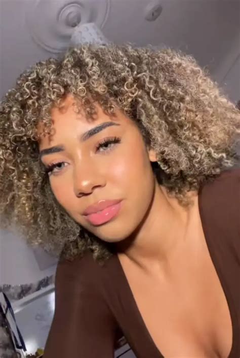 346 Likes, TikTok video from Megs💘 (@meganodoch): "maybe i need smaller brushes idk? #fyp #nofoundationmakeup #toofacedbornthisway #nofoundationlook #meganodoch". Makeup Without Foundation. trying amaya colon no foundation makeupBossa nova(262254) - And More Music.. 
