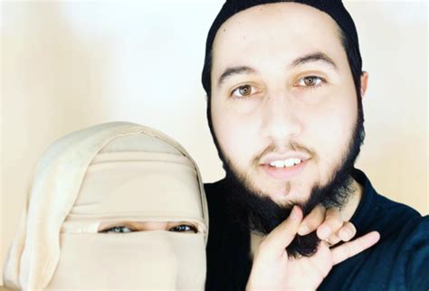 Advertisement Muslim woman reveals her husband m