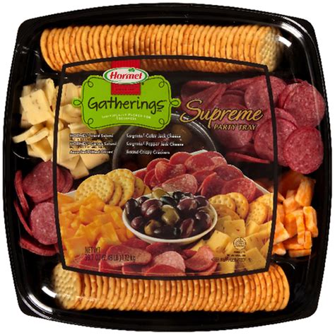 Deli trays and veggie platters are a crowd-pleasing solution to offering fun and variety to your guests. Once the event is over, simply store the food items in the refrigerator and toss the single-use tray in the recycle bin. Clean-up is a cinch. Whether you're feeding 5 people or 50, Jewel-Osco has deli trays for every occasion..