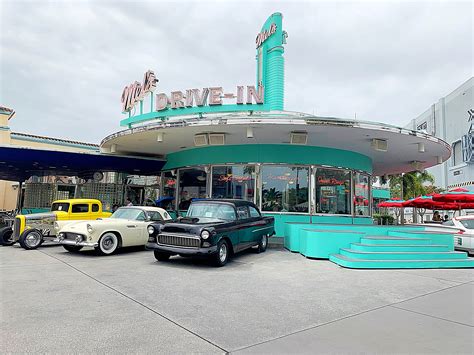 Mel's drive-in. Jan 8, 2013 · Mel's Drive-in HO Scale . In the 1960's Drive-ins were the all-American hangout for teenagers. Mel's was a classic, widely remembered by anyone who grew up in the 1950's or 60's in the San Francisco area. Mel's is the drive-in everyone recognizes. HO scale (1/87), needs paint and glue for final assembly. ... 