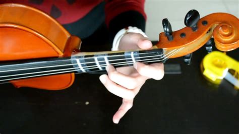 Mel bay presenta la guía de violinistas para violín. - Lasten pahoinpitelyt ja niiden käsittely suomessa ja ruotsissa.