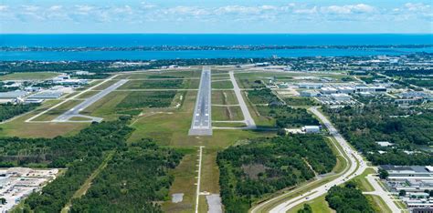 Melbourne florida airport. Melbourne-Orlando International Airport (MLB) is a convenient gateway to Florida's Space Coast, offering direct flights to major destinations. … 