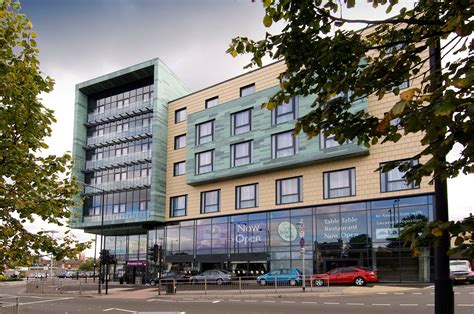 Melhores restaurantes próximos ao Premier Inn Doncaster Central …