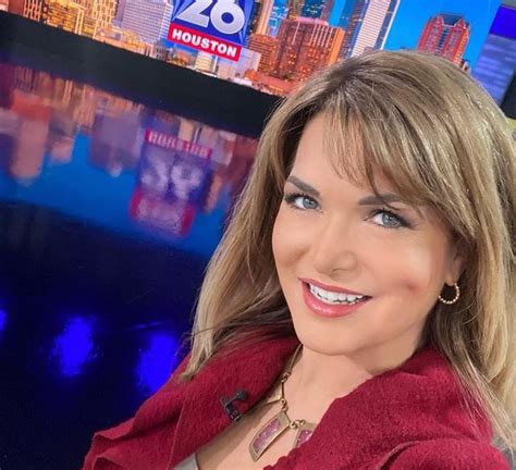 Lina de Florias is a 38-year-old American journalist and morning anchor for FOX 26. She was raised in a biracial family by her parents. Facts Buddy Fast, Factual, Free! ... Melissa Wilson - anchor and medical reporter. Kaitlin Monte - evening news anchor. ... Liberty Zabala Fox 5 News, Bio, Wiki, Age, Height, Husband, Salary, And Net Worth .... 