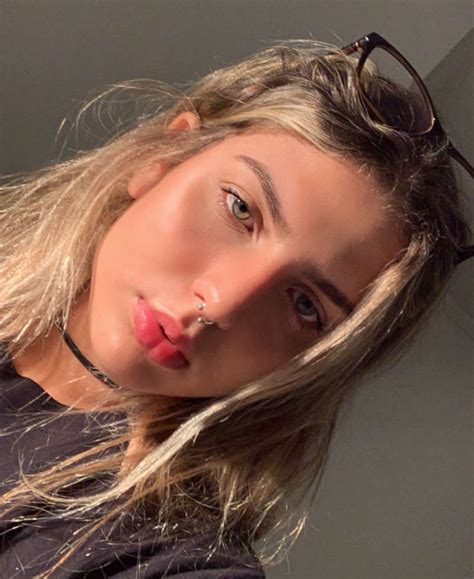Mellygraver Onlyfans Leaked +18 🍑 216 Pics